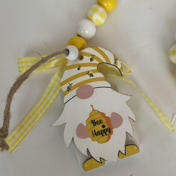 SUNNY WOODEN BEAD GARLAND - Picture 10 of 10